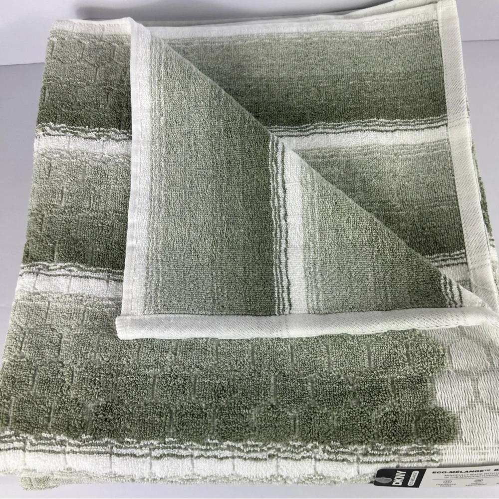 DKNY Eco-Melange Bath Towels Set of 2 Oversized Green White Striped Cotton NEW